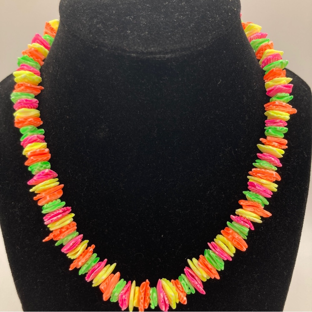 Y2K Necklace Neon Bright Shells Beach Surfer